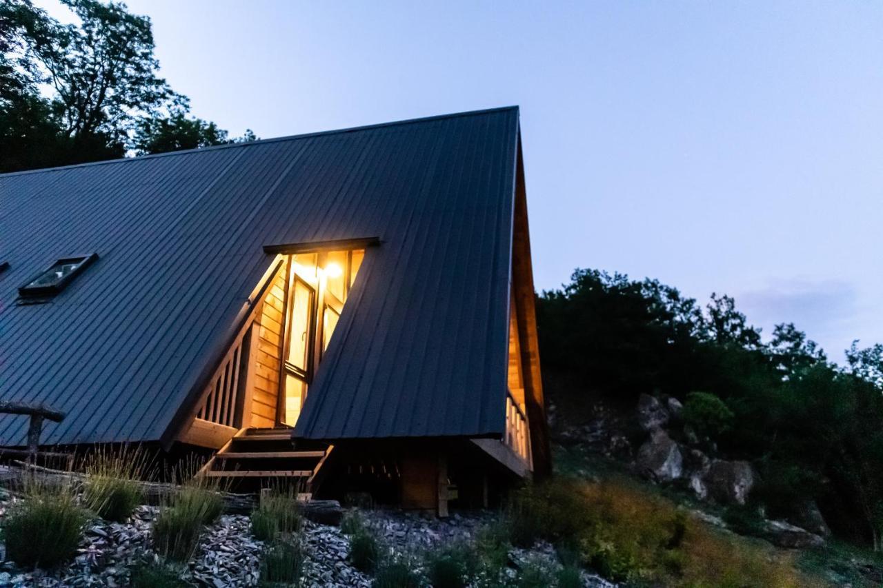 Chalets Na'Thur Lodge Fellering Exterior photo