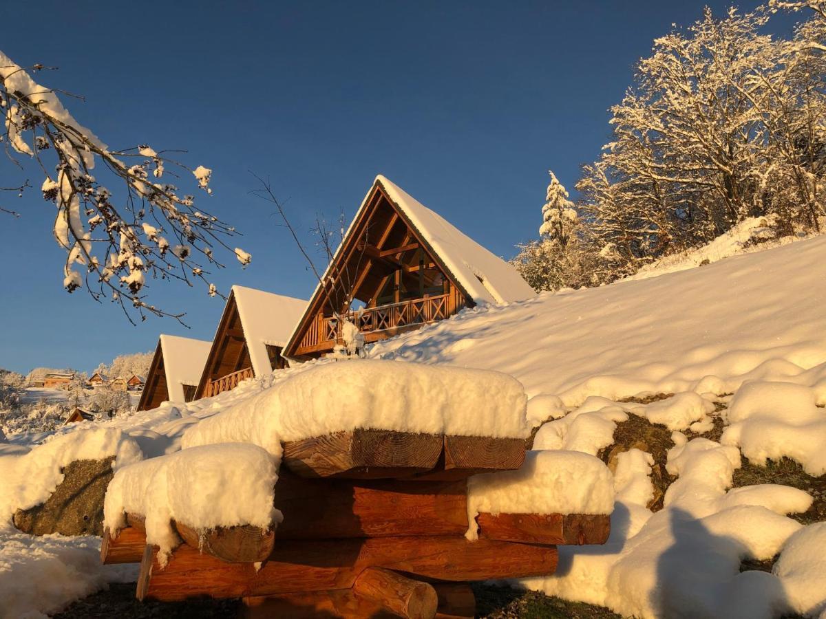 Chalets Na'Thur Lodge Fellering Exterior photo